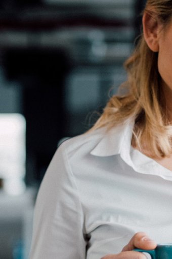 why-mobile-phone-fraud-and-overspending-alerts-are-crucial